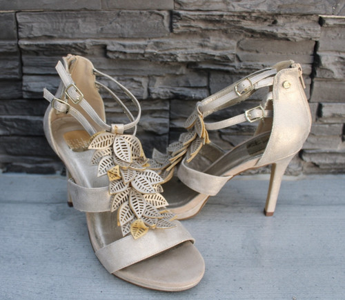 Bullboxer sandals high heel