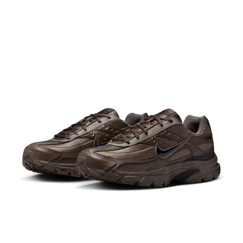 Nike sportswear initiator - nike,
