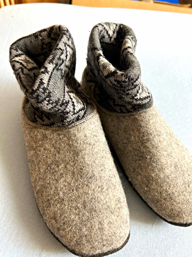 Ladies slippers felt lined - ladies,